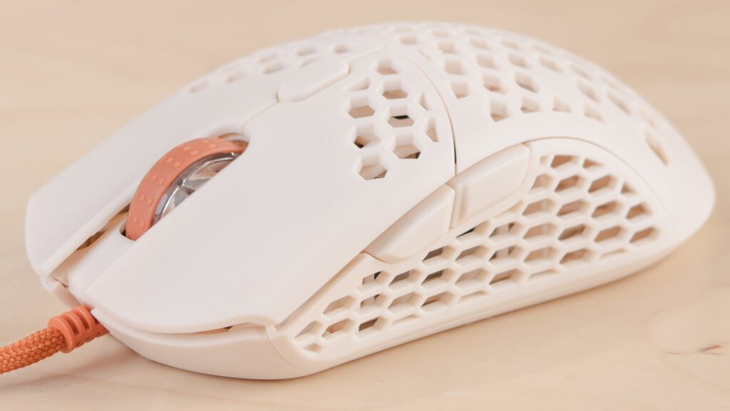 Finalmouse Ultralight 2